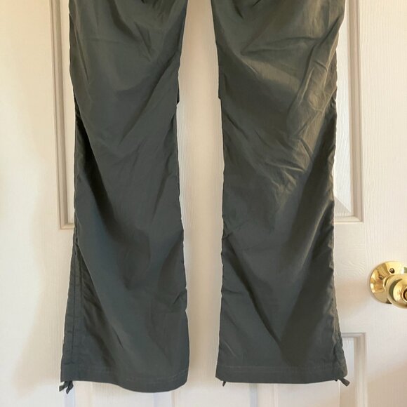 Royal Robbins Pants, Sz. M, Olive Green, pockets, adjustable length - Picture 15 of 16